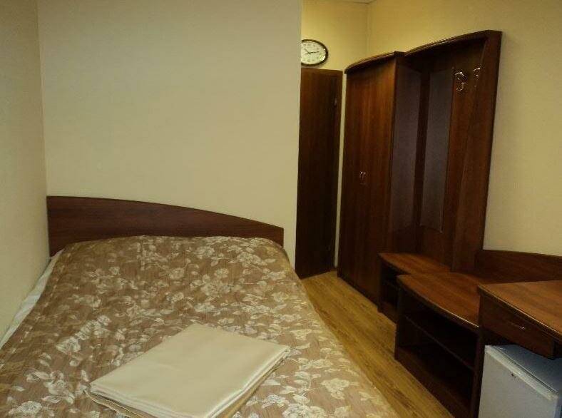 Фотографии номера Номер стандарт с 1 односпальной кроватью (с завтраком) в Гостинице Волна Северодвинск